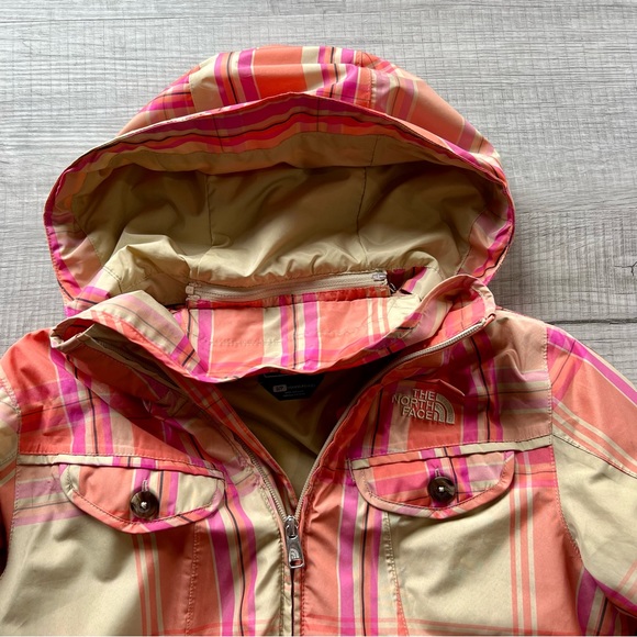 Plaid North Face rain coat - Picture 3 of 3